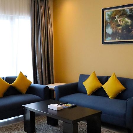 מנאמה Loumage Suites And Spa מראה חיצוני תמונה