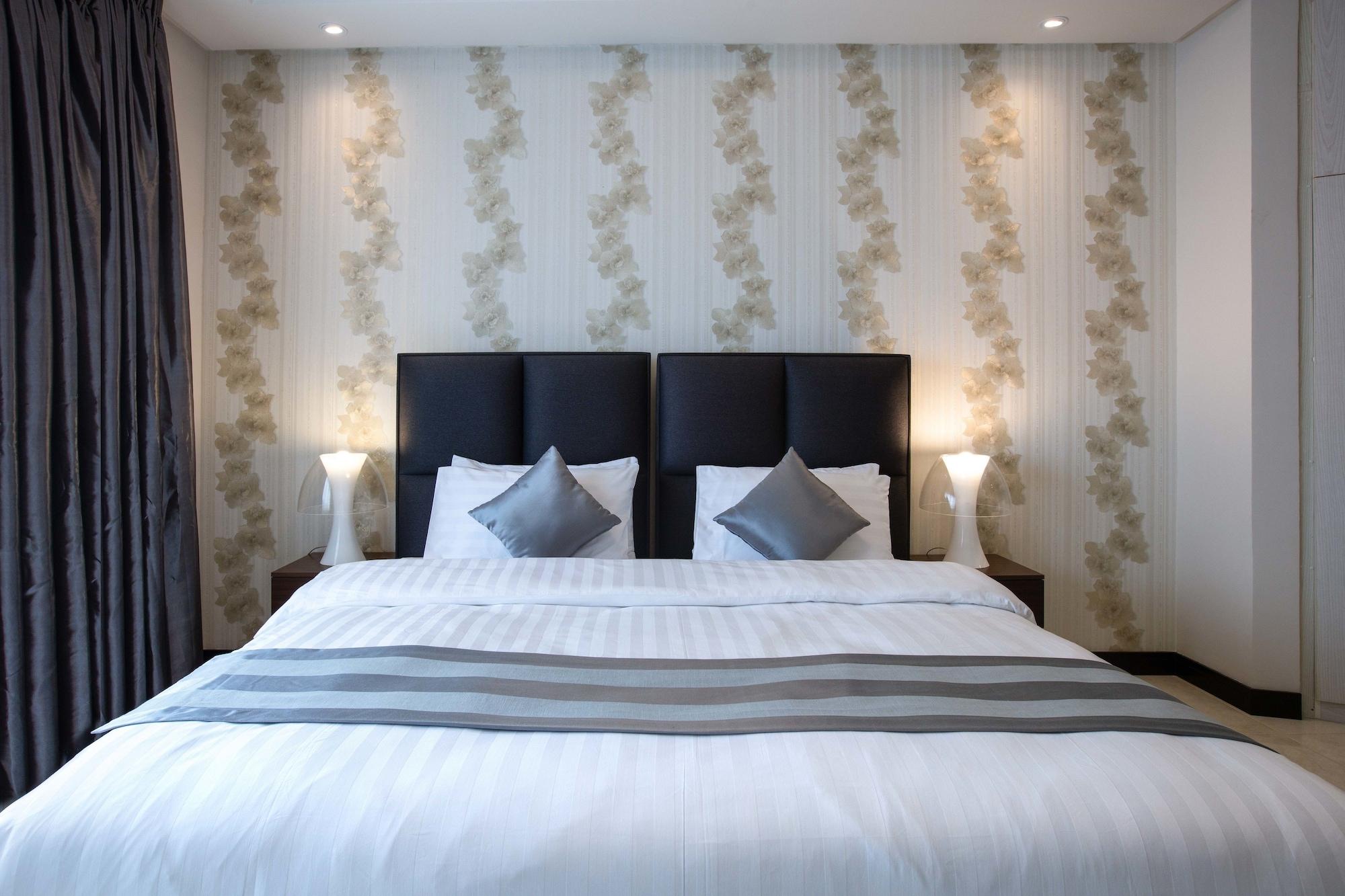 מנאמה Loumage Suites And Spa מראה חיצוני תמונה